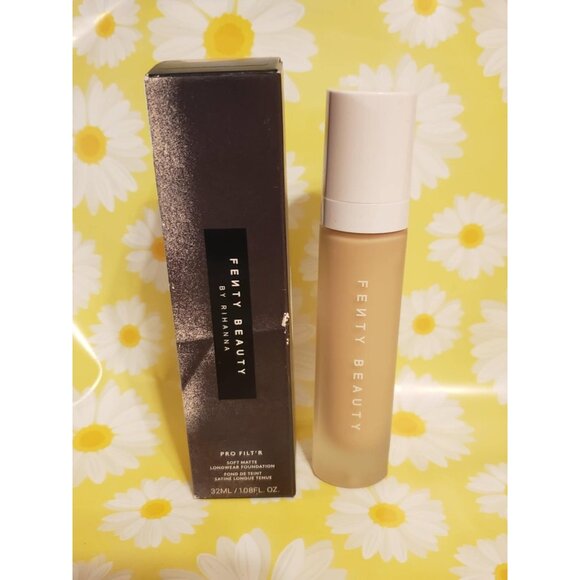 Fenty Beauty by Rihanna Pro Filt'R Soft Matte Longwear Foundation 210 New In Box - Picture 1 of 6